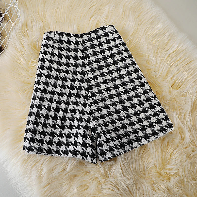 Thick Autumn Winter Houndstooth Woolen Wide Leg Shorts Women Retro High Waist Small Fragrance Double Breasted