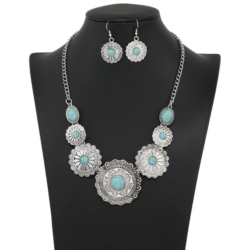 

Fashion Vintage Imitation Turquoise Necklace And Earrings Set For Women Antique Silver Tibet Ethnic Blue Stone Alloy Jewelry Set