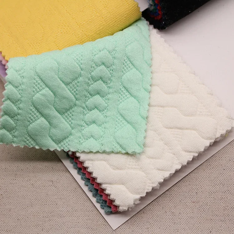 Жаккардовая трикотажная ткань с 3D цепочкой 350 г для курток шорт платьев домашней