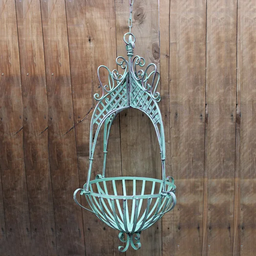 

handcrafted rustic retro decorative metal hanging basket planters