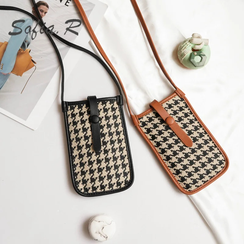 

Korean Fashion Mobile Phone Bao Sen Small Bag Female Shoulder Messenger Bag Korean Thin Ladies Mobile Phone Vertical Bag