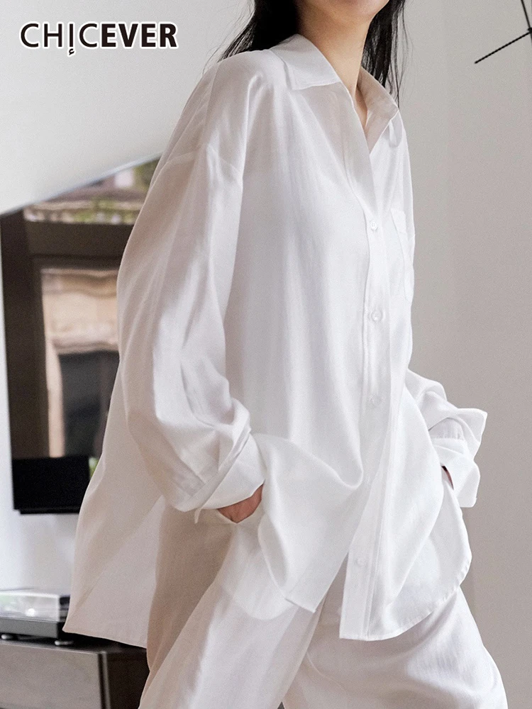 

CHICEVER Korean Fashion White Shirt For Women Lapel Long Sleeve Solid Minimalsit Blouses Female Spring Clothing Style New 2022