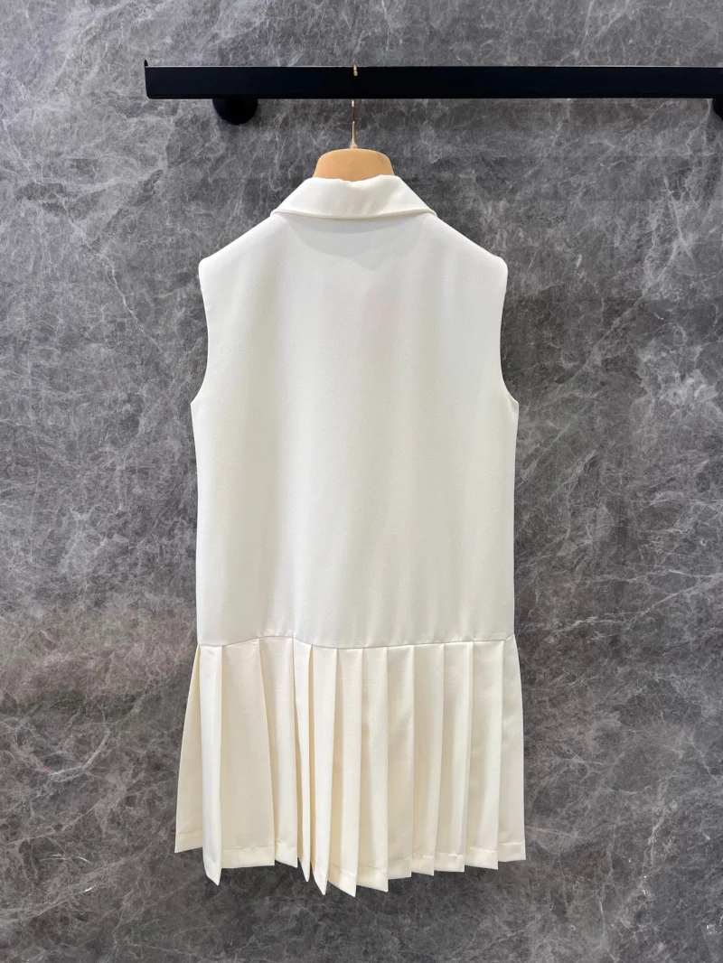 Осень 2024 новое женское платье модное и изысканное молодежное платье-поло в