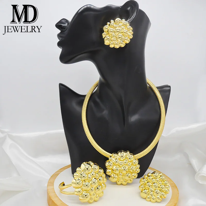 

Yellow Gold Color Dubai Jewelry Set For Women Pure copper Big Pendant Necklaces Earrings African Bride Accesories
