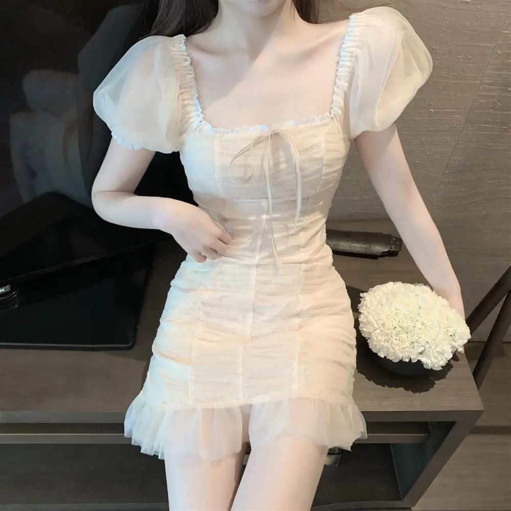 

2022 Autumn Bubble Sleeve Pleated Drawstring Waist Slim Skirt