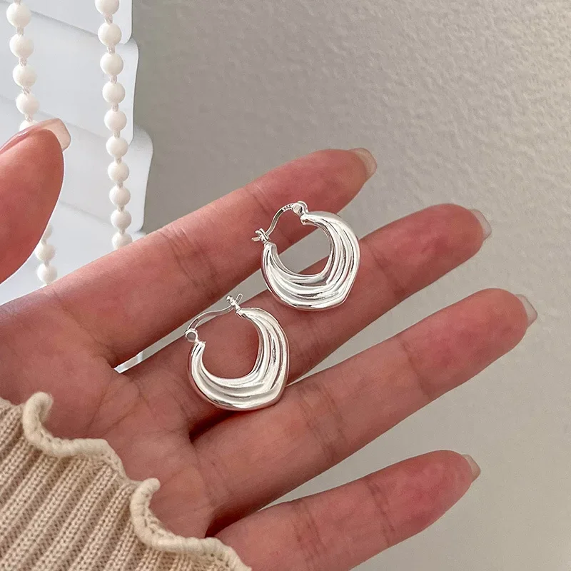 Предотвращает аллергию серебряный цвет рандомные серьги для женщин новая модная