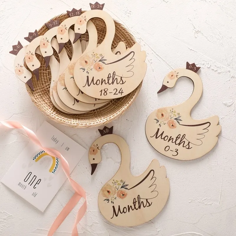 

Newborn 24 Months Baby Closet Dividers Wooden Cartoon Swan Nursery Clothes Organizers Wardrobe Monthly Growth Recording Cards