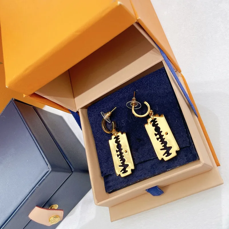 

Metallic texture irregular shape unique hot atmosphere hollow earrings
