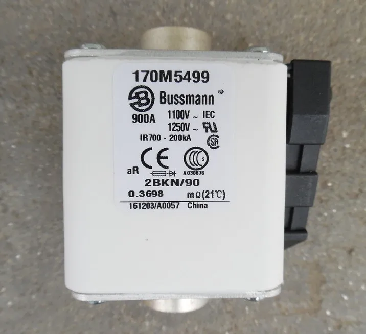 

Предохранители: Bussmann 170M5495 550A 1250 в/170M5645 550A aR