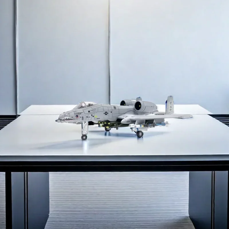 2024 Новая горячая распродажа WLTK литой под давлением металлический масштаб 1/100 USAF