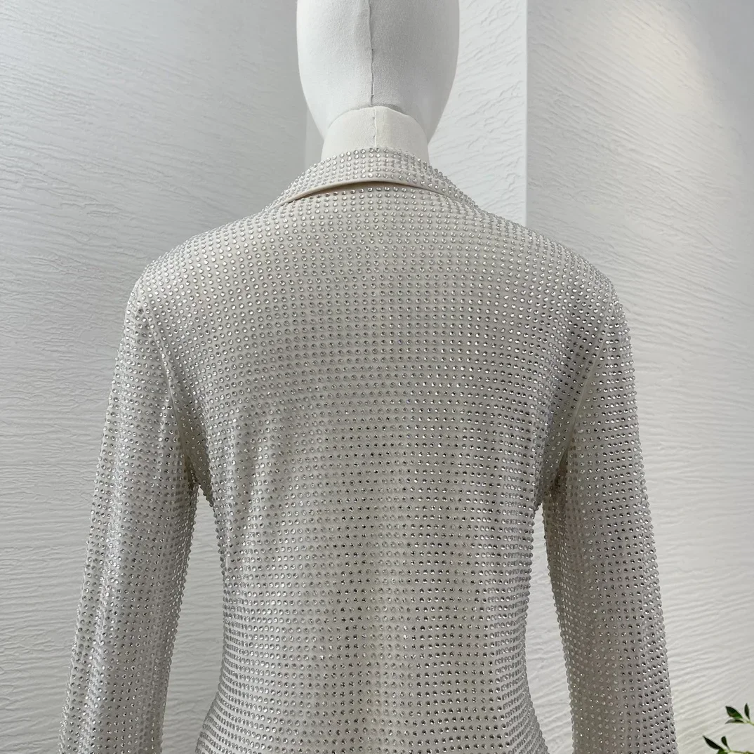 Новейшие женские серебряные блузки с бриллиантами и длинными рукавами отложным
