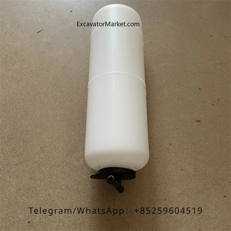 Для экскаватора вспомогательный резервуар для воды антифриз бутылка