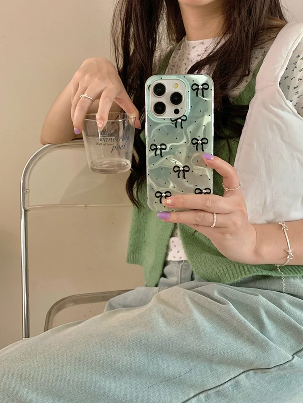 Стильный мятно-зеленый волнистый чехол с бантом и стереоскопическим украшением