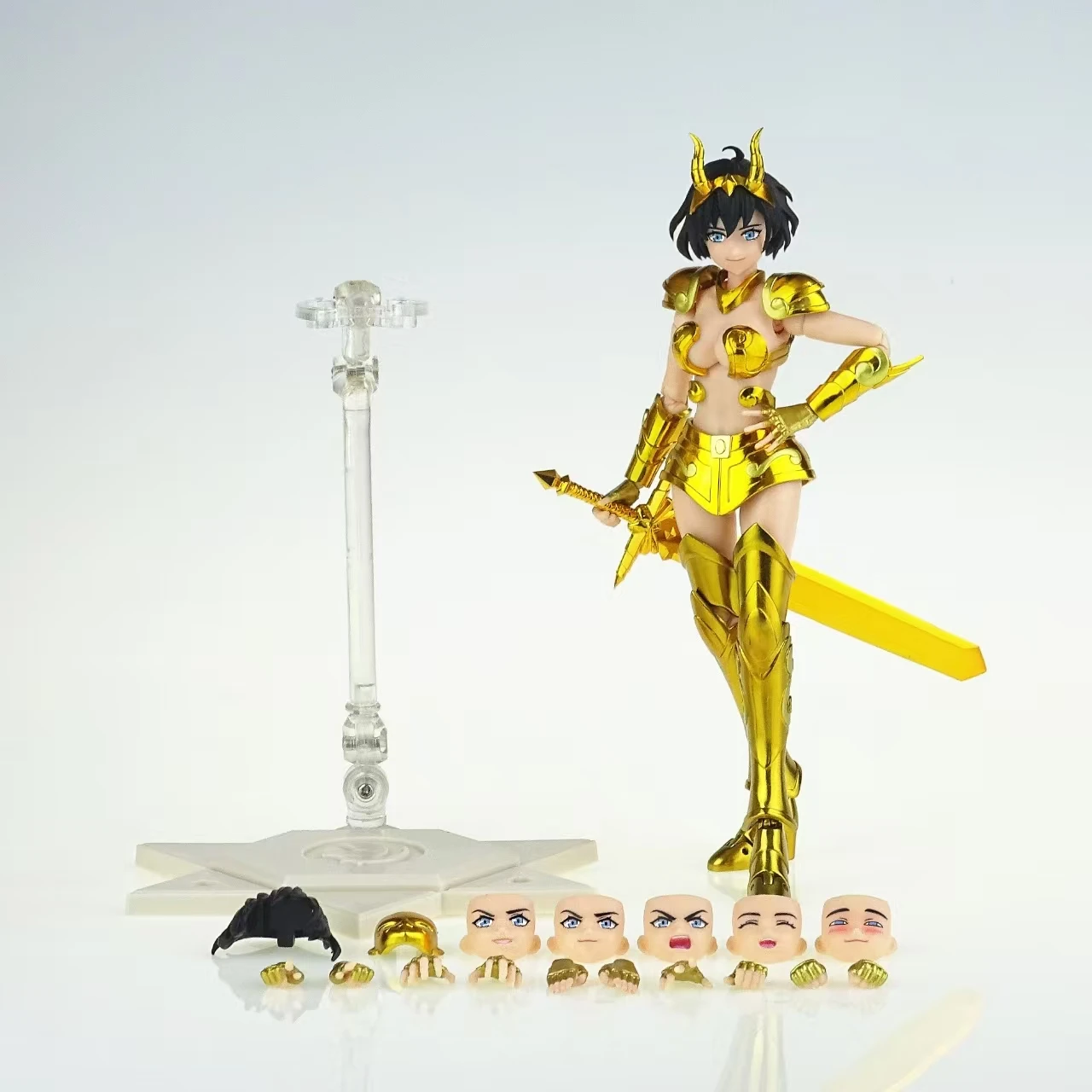 В наличии Great Toys GT Saint Seiya Cloth Myth Gold EX Holy Contract Female Capricorn Andrea Фигурка