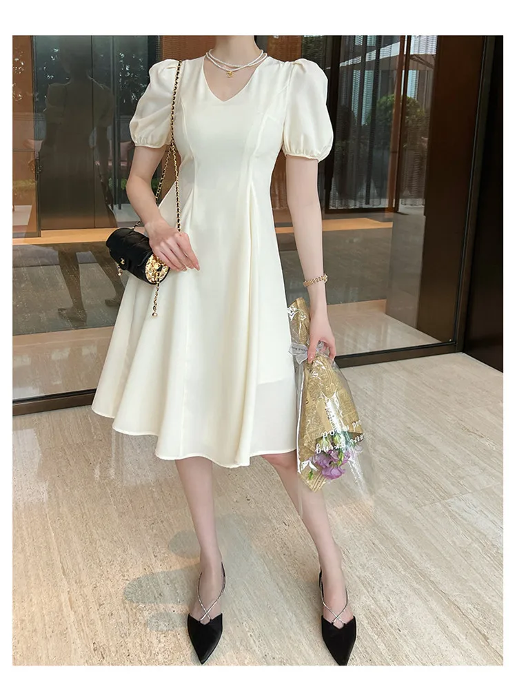 

Simple and generWaist Dress 2022 Summer New V-Neck Short-Sleeved Temperament Large Pendulum A-Line Skirt Woman