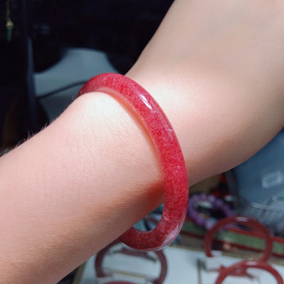 Aa809 Браслет из натурального кристалла клубники Женский голубь Красная кровь