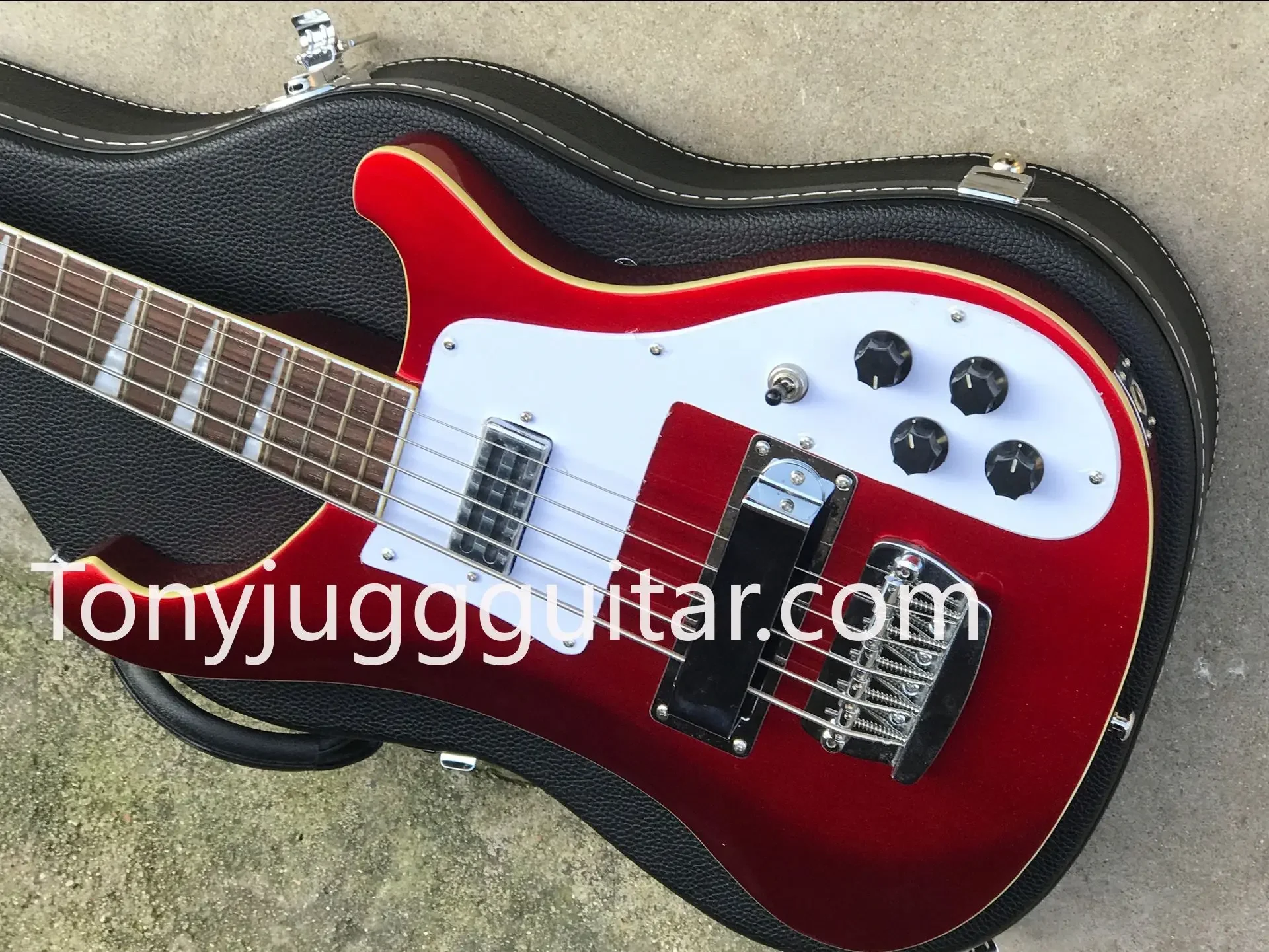 

Custom shop 5 Strings 4003 Fire glo Metallic Red Electric Bass Guitar Chrome Hardware, White Pearloid Triangle Fingerboard Inlay