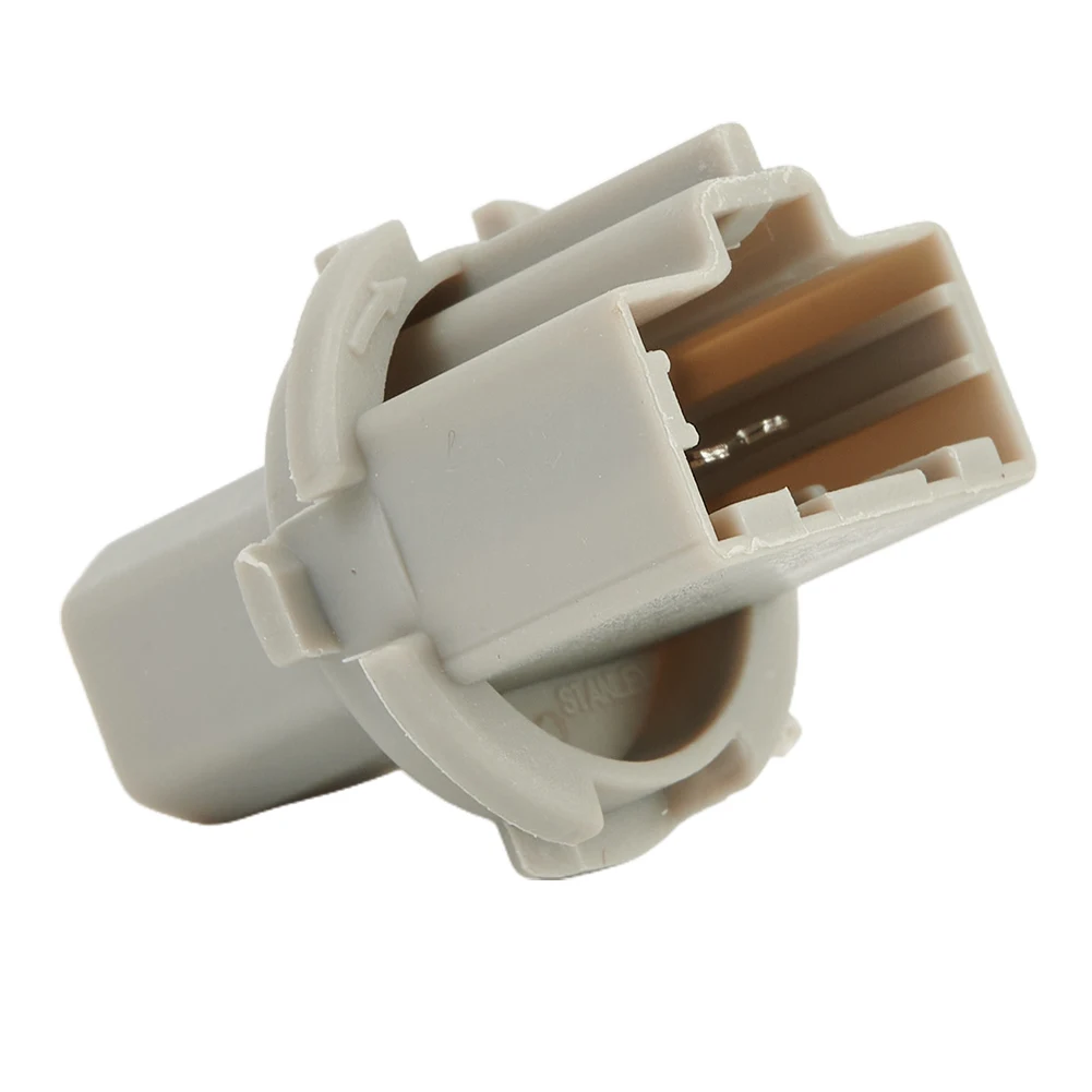 Задняя фонарь для тормозной лампы Цоколь Mazda 3 04-13 светильник 13-16 G14S513E7 патрон