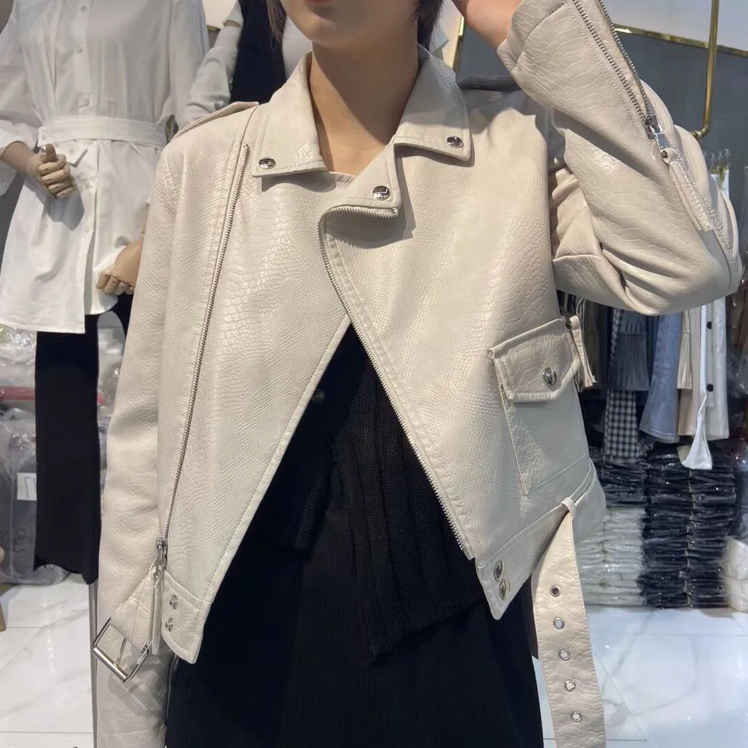 Leather Coat Women's Short Spring and Autumn 2022 Korean Version Slim Fitting Motorcycle Suit Brown Jacket Autumn  Gothic