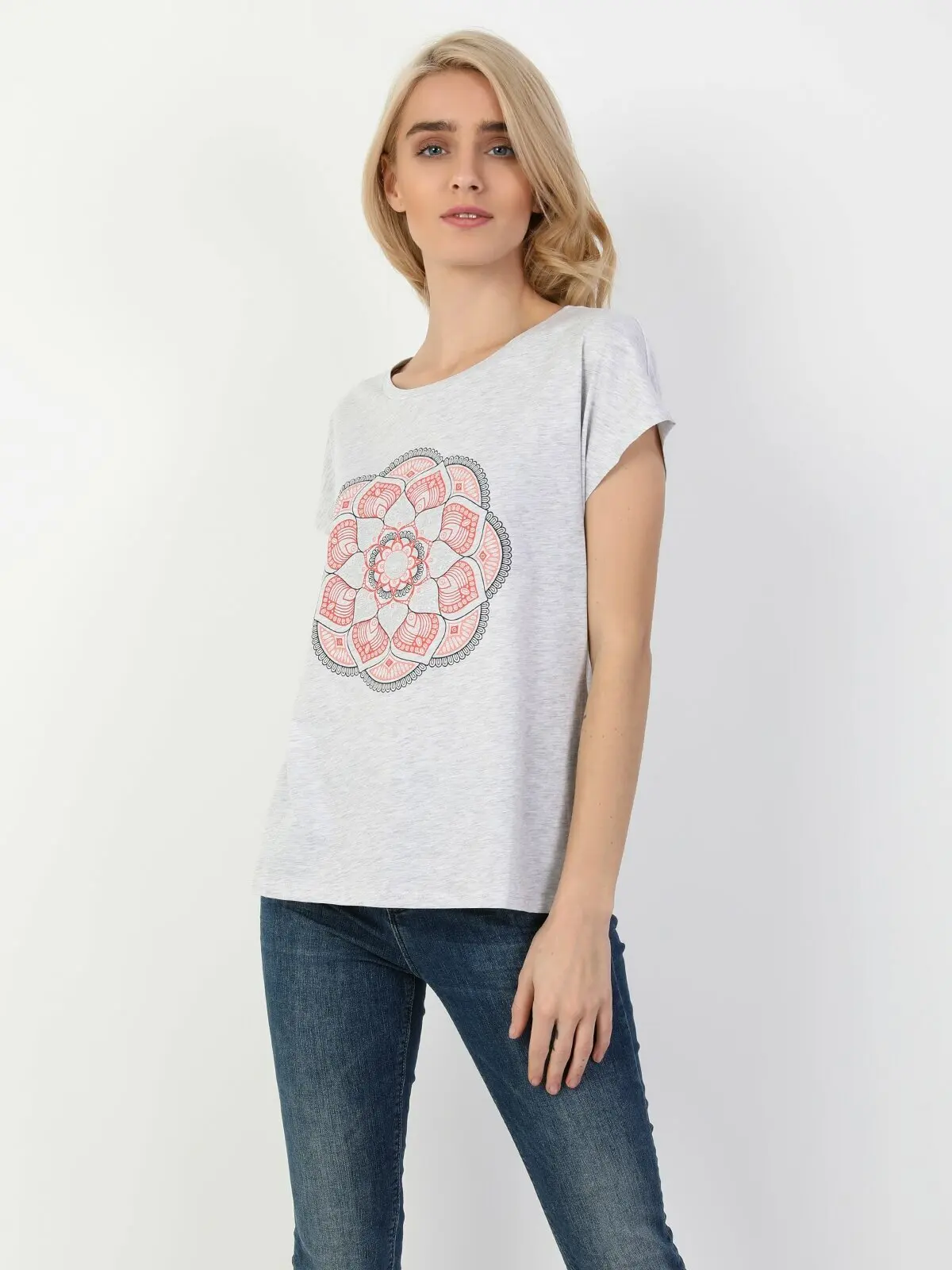 

Colins Woman Regular Fit light Grey MelangeShort Sleeve TshirtWomen's Tshirt Fashion Woman Tshirts,CL1047752