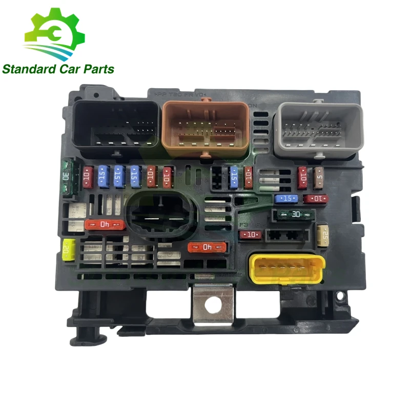 

9807028880 BSM-R05-01 Блок предохранителей двигателя в сборе для Citroen C4 C8 Jumpy Berlingo Peugeot 307 308 607 807 Expert Partner