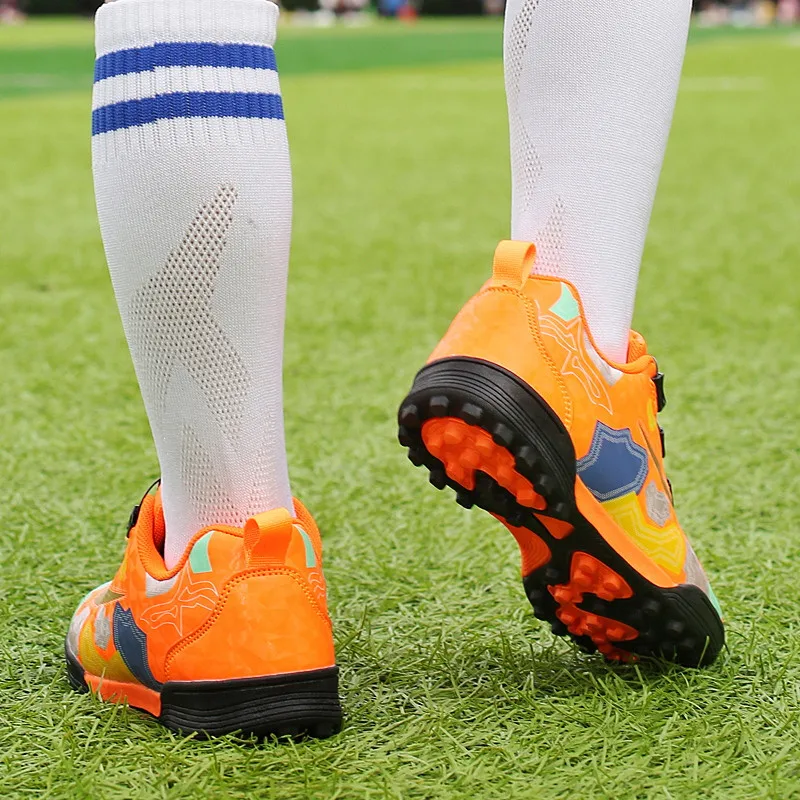 Fashion Pink High Quality Football Shoes Sneakers for Kids Boys Button Non-slip Children Soccer Boots Turf Cleats Trainers Men