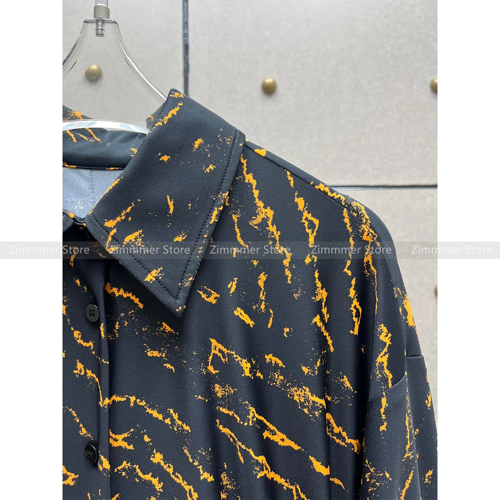 Женское платье-рубашка с длинным рукавом контрастным цветом и асимметричным