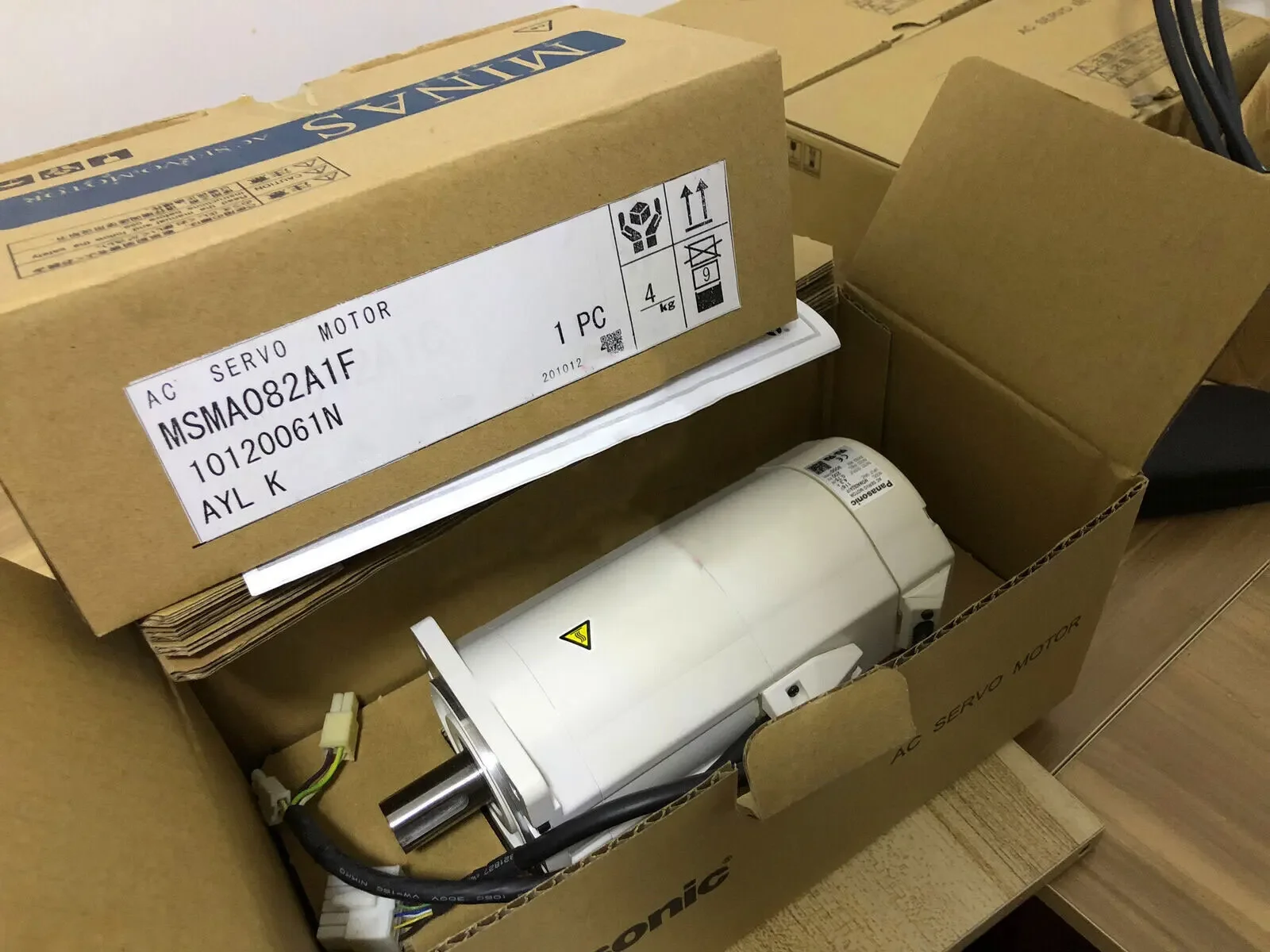 Совершенно новый MSMA082A1F MSMA082A1A MSMA082A1C MSMA082A1D MSMA082A1E MSMA082A1H MSMA082A1G Гарантия один год