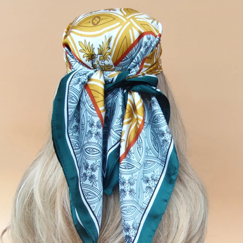 

New 2023 Style Popular Kerchief Women Sunscreen Square Scarves The Four Seasons Design Silk Hijab Beach 70X70CM Luxury Headscarf