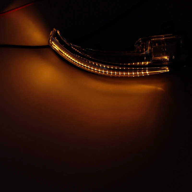 Автомобильное наружное зеркало заднего вида боковое указатель поворота