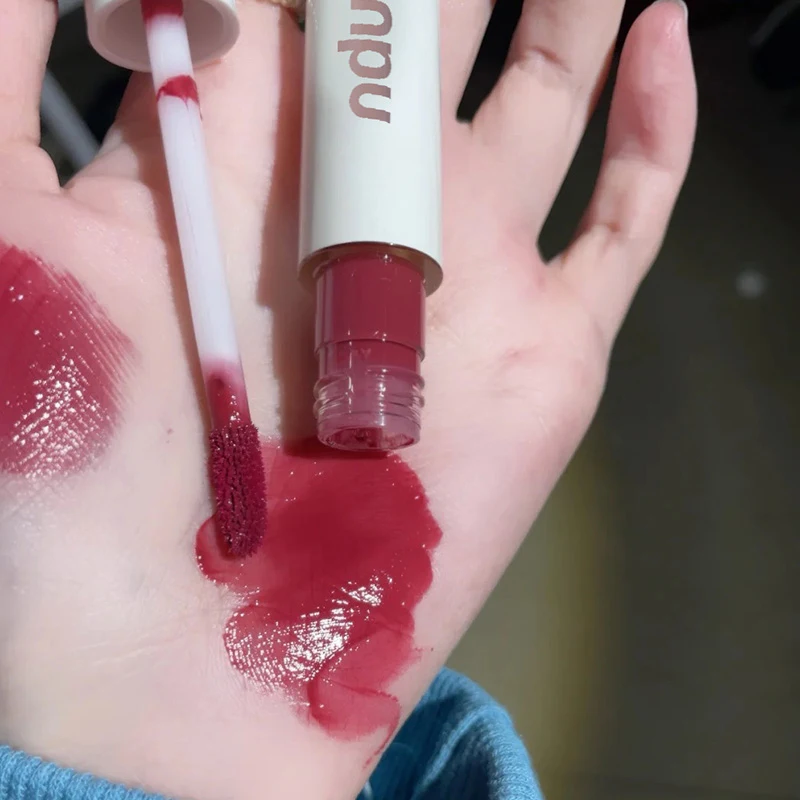 

Cute Mirror Lipstick Makeup Matte Texture Waterproof Long Lasting Sweat Resistant Rich Color Silky Lip Glaze Lip Tint Maquillaje