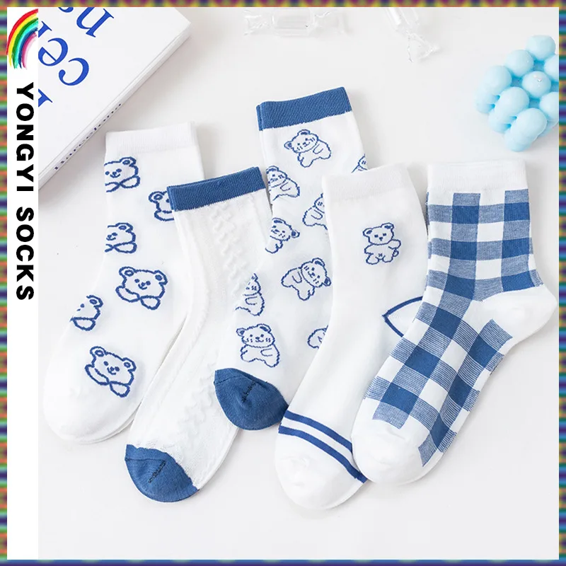 

Blue cartoon bear socks female tube socks spring and summer day department checked socks lovely student cotton socks
