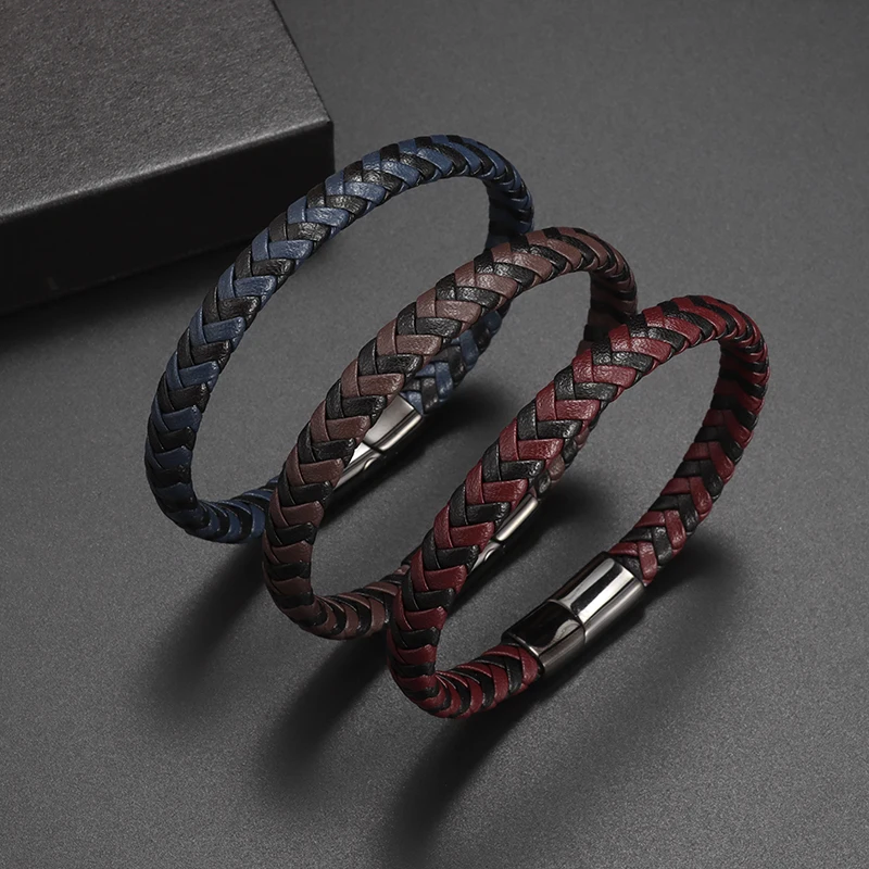 

Men's New Punk Style Handwoven Single Layer Two-Tone Leather Bracelet Casual Father's Day Jewelry Gift