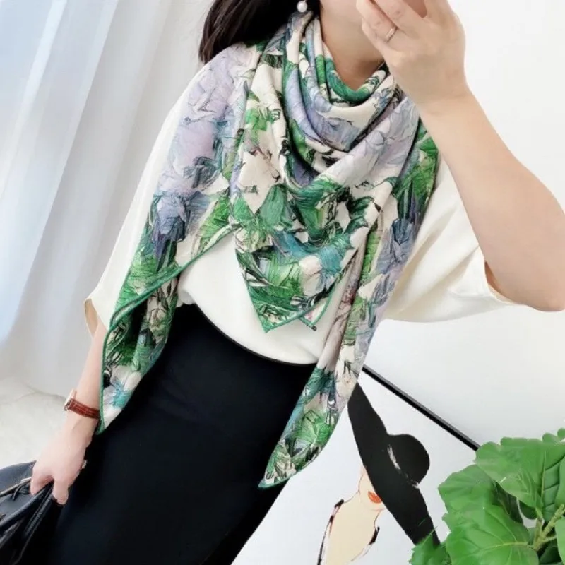 

Fashion Luxury 100% Silk Cashmere Warm Large Scarf Flower 140cm Exquisite Women's Multifunctional Shawl Gift for Mom Scarf