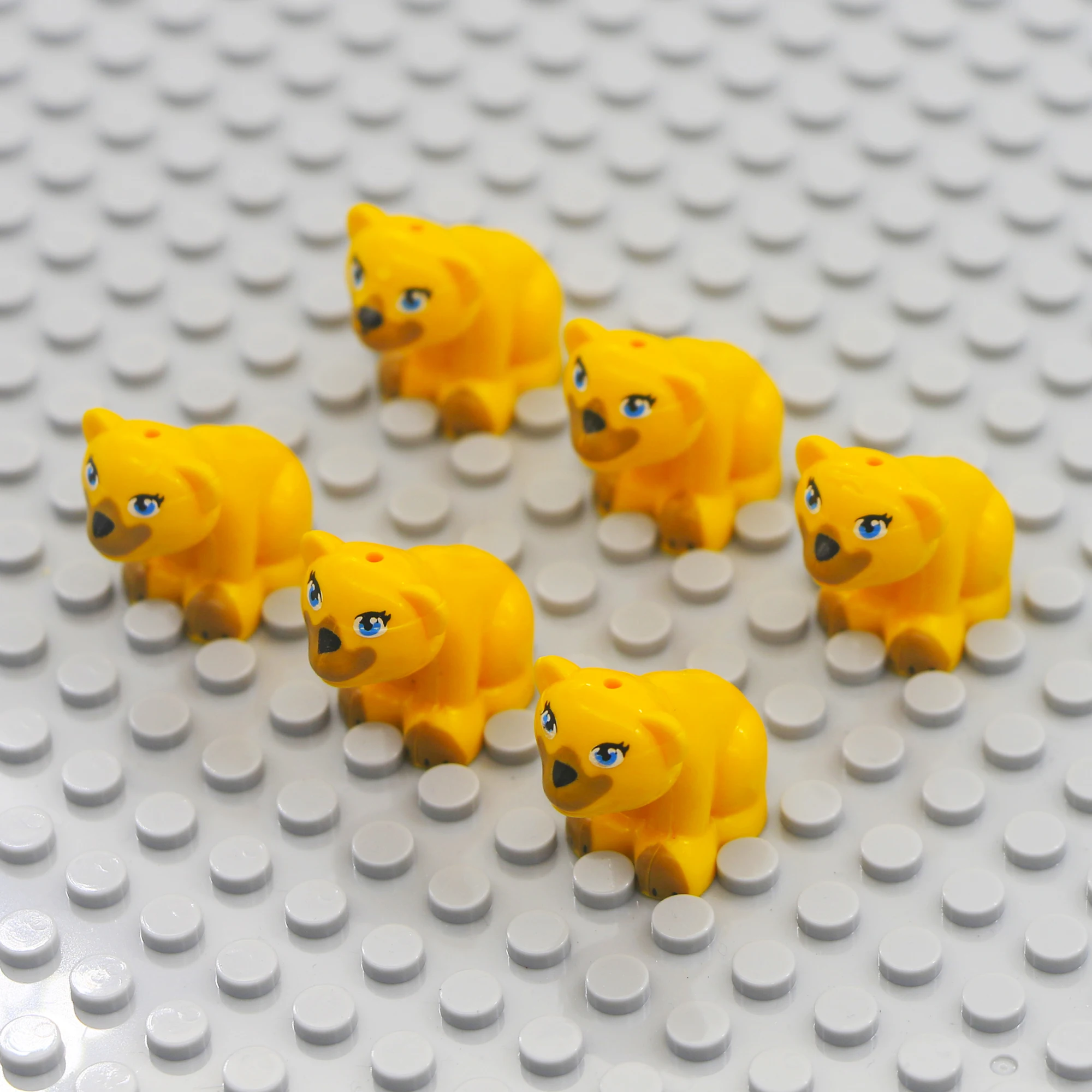 

Animals Bricks Lion Bear Animal Mini Figure Model Pet House Parts Educational MOC Bricks Building Blocks Toys For Children