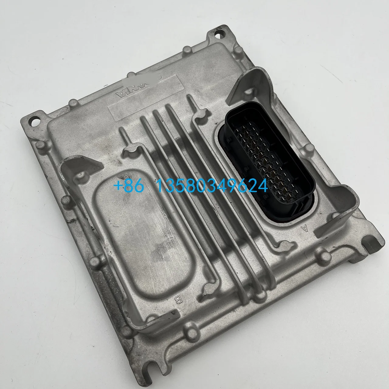 

Ecu SCANIA 2423806 2450895 1711110029 2392413 1907010 AC922038A