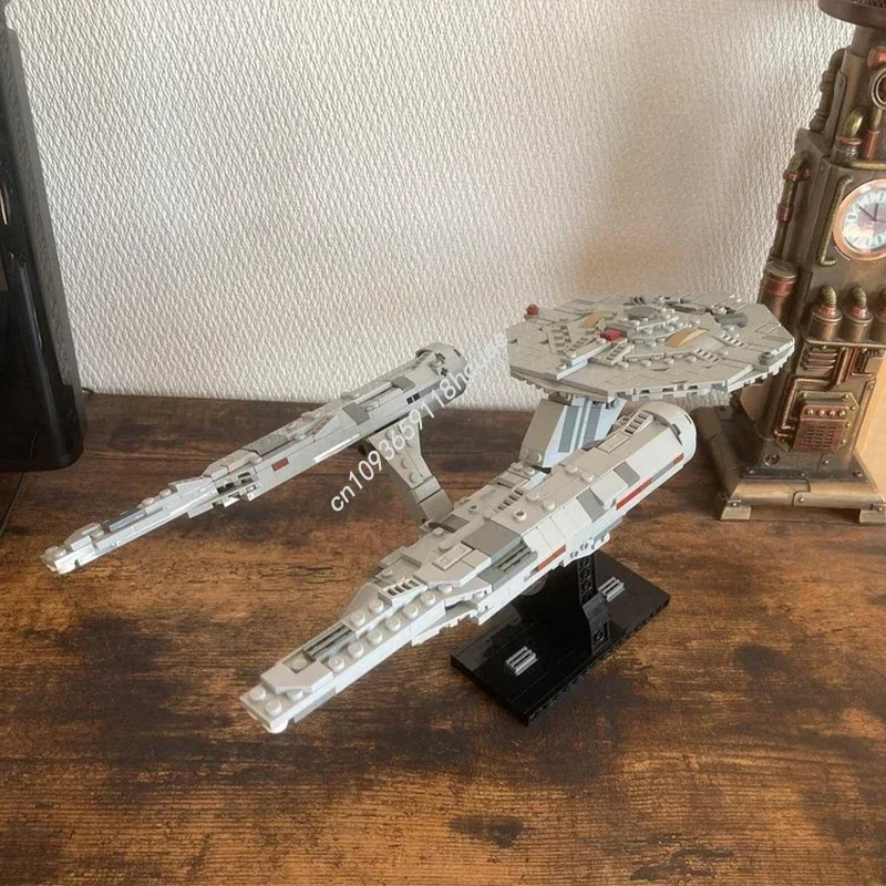 Фото 729 шт. USS Enterprise NCC-1701 модель миди-масштаба Moc строительные блоки кирпичи Diy космический корабль креативная сборка развивающая игрушка в подарок №1