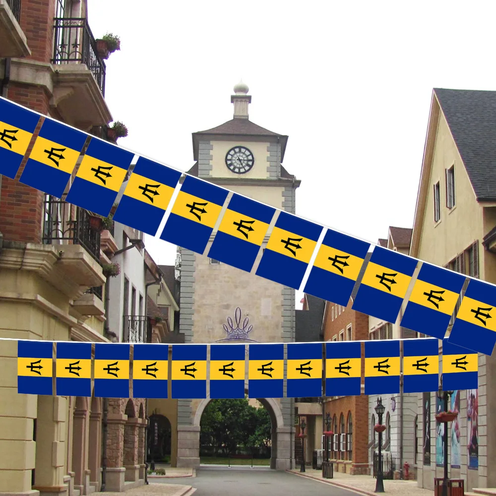 Флаги веревочные на одной веревке 14 х21 см 20 шт.