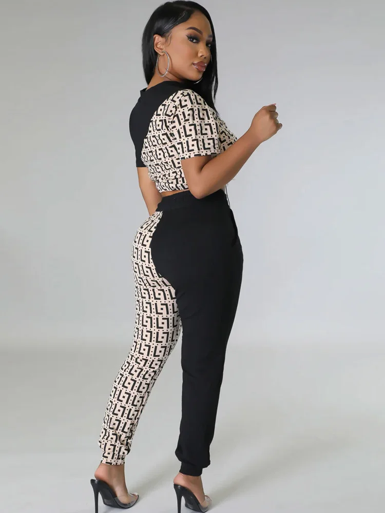 Повседневный комплект Neeleywall с геометрическим принтом укороченный топ круглым