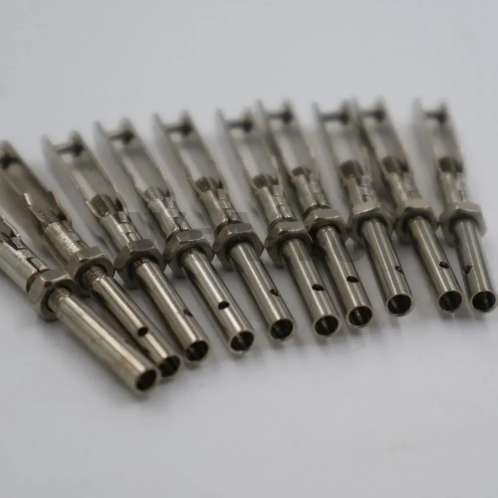 Фото 10 шт. * D3mm металлический Клив с полым валом M3xL33mm №3