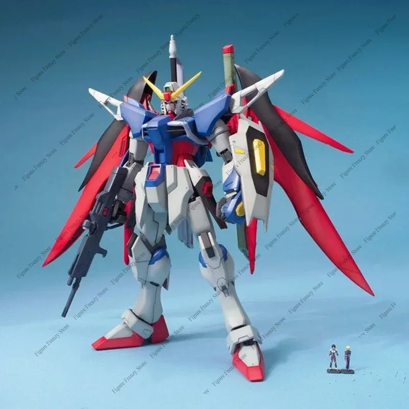 Фото Специальное предложение: Оригинальная сборная модель Bandai Gundam MG 1/100 ZGMF-X42S DESTINY GUNDAM для коллекции и декора №5