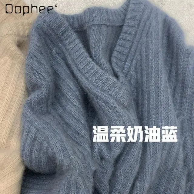 

Women's Design Sense V-neck Sweater Niche High-Grade Loose Knitted Top Ladies Solid Color Casual Sweater Pullover Tops Female