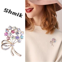 high grade crystal glass brooch fashion corsage alloy pendant pin clothing accessories wholesale