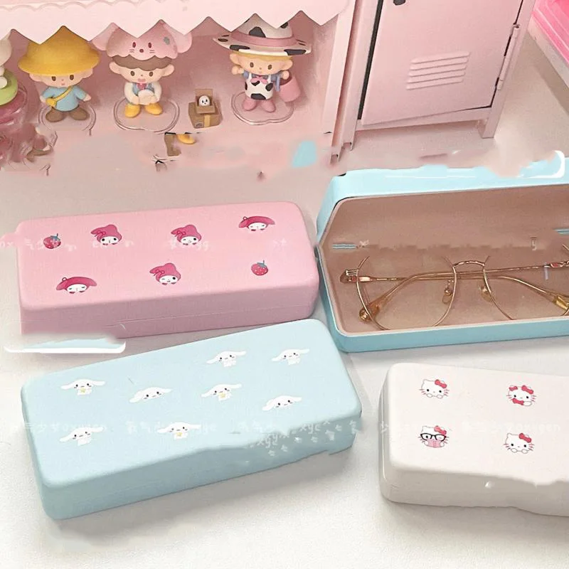 

cartoon Sanrio Myopic Glasses Organizer Hello Kittys Accessories Cute Beauty kawaii Anime Eyeglass Case Couple Toys Girls Gift
