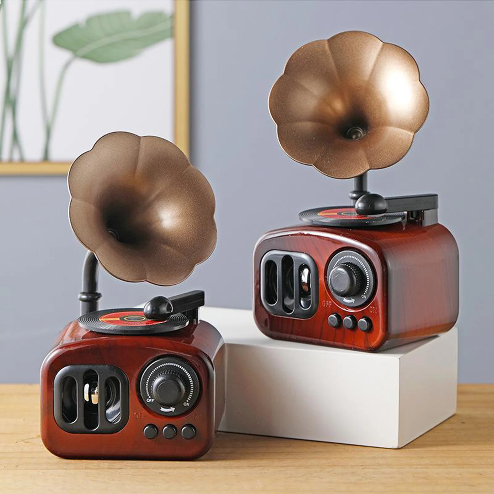 

Retro Phonograph Shape Music Box Classical Art Decor Music Box Crafts Gift Home Decoration Antique Vintage Decor