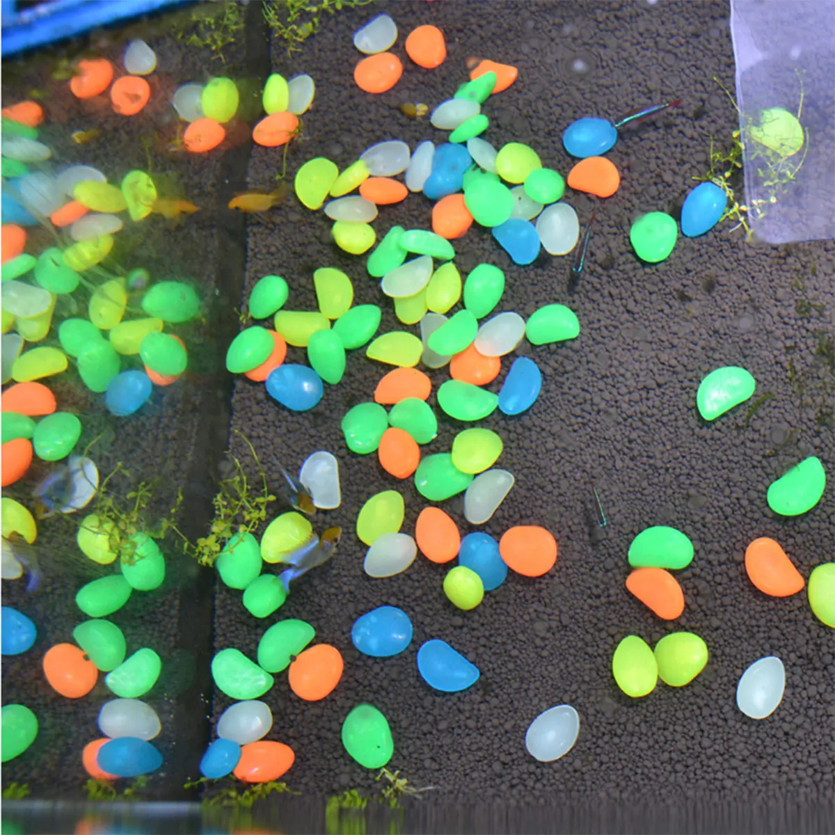 

100pcs Garden Decor Luminous Stones Glow In Dark Home Decorative Pebbles Outdoor Fish Tank Decoration Aquarium DIY Accessories