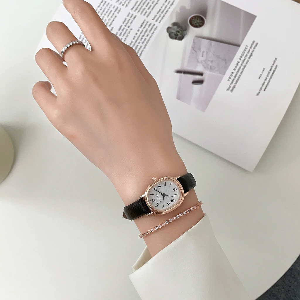 New Women Fashion Black Watches Set Vintage Leather Ladies Wrist Watches Simple Oval Dial Dress Retro Female Quartz Wristwatch