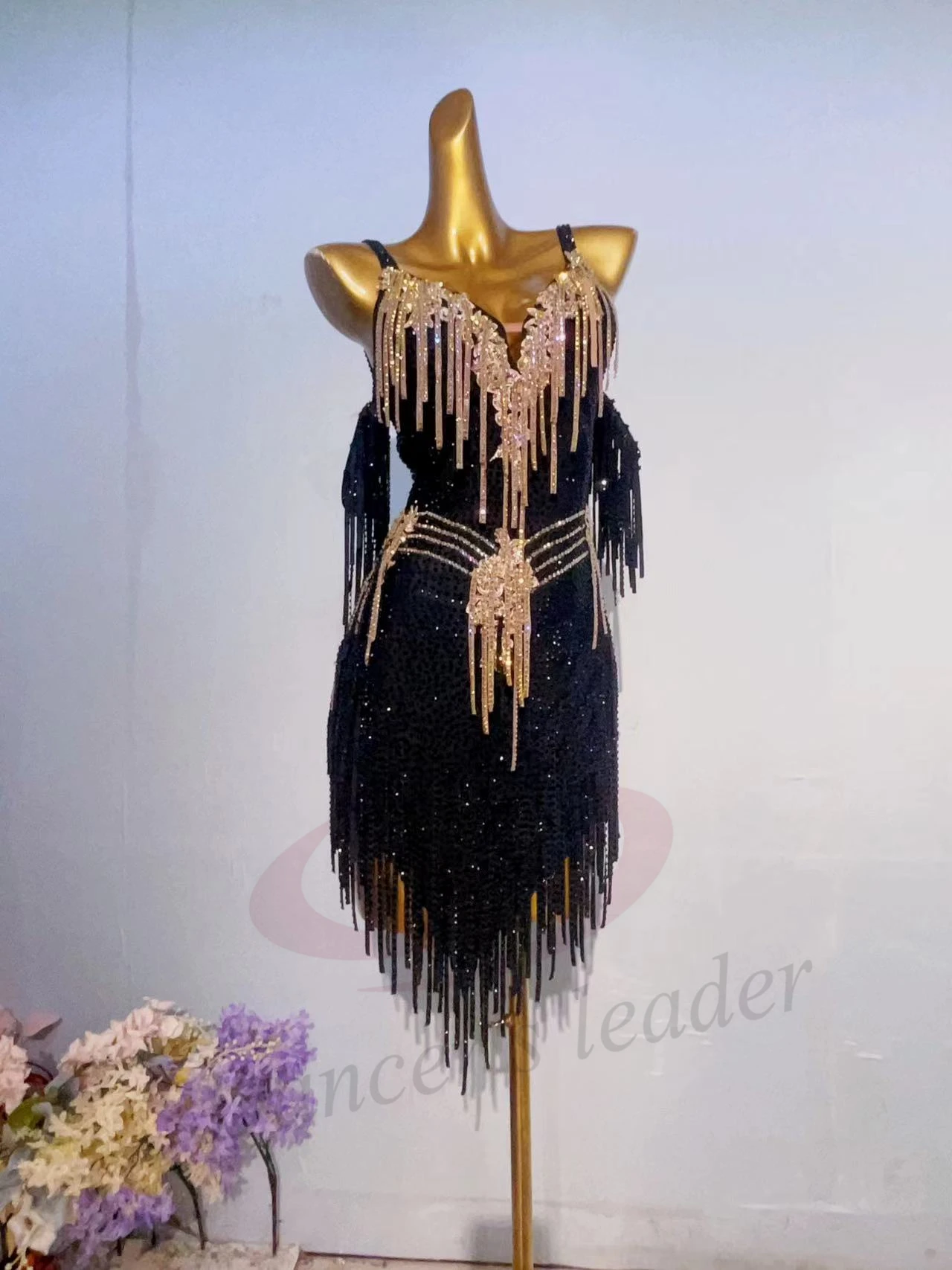 Женское платье на лямках для латиноамериканских танцев