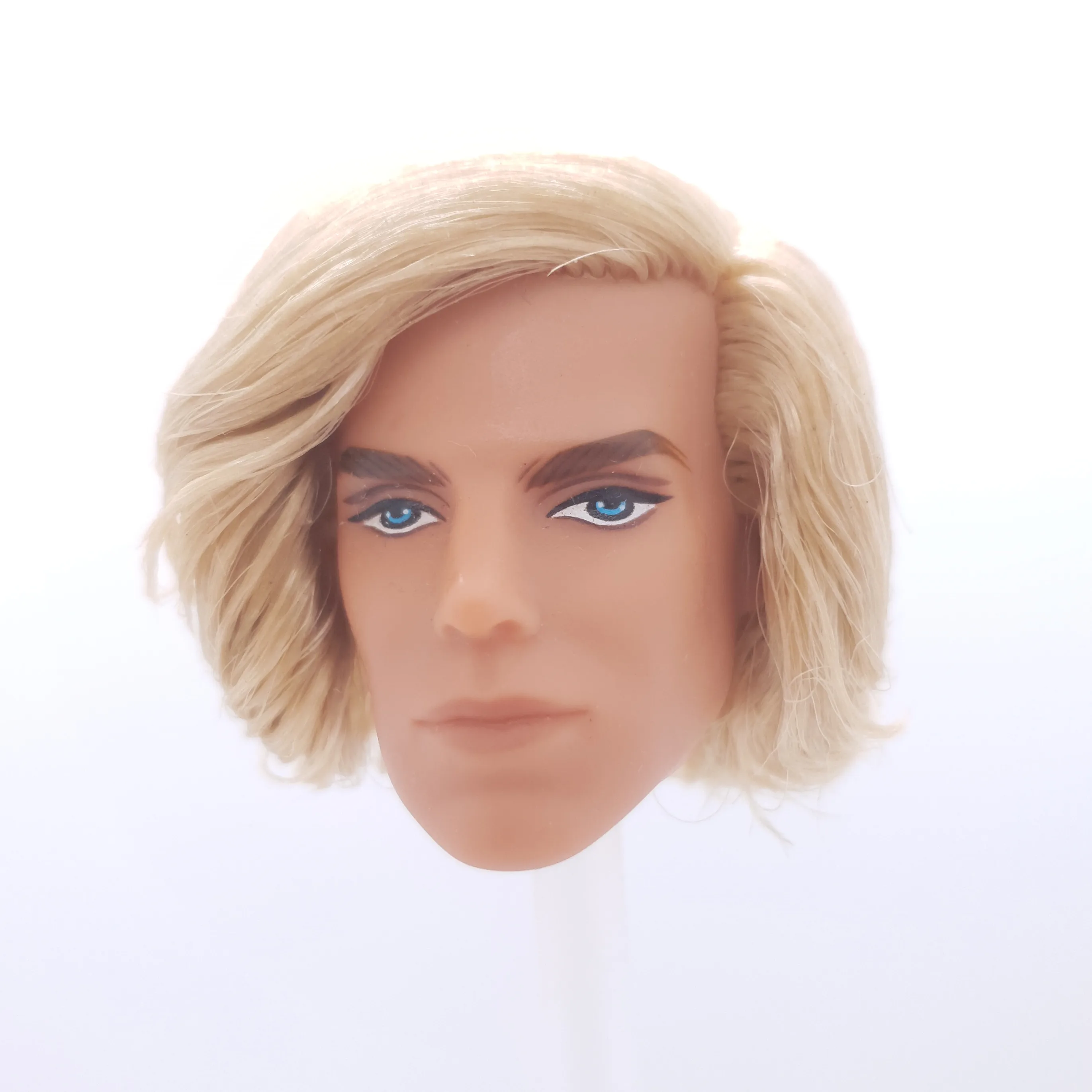 Мода Королевская коллекция IFDC 2006 высокая Элитная голова Пьера дьявола в масштабе