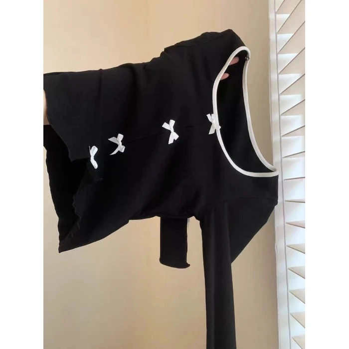 Женская рубашка с длинным рукавом облегающая короткая нагрудными подкладками